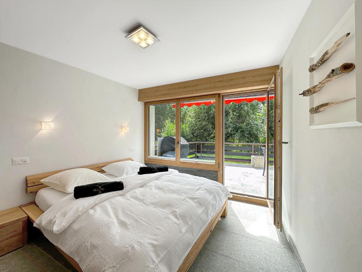 Snowstar-next To Lift And Golf-crans Montana